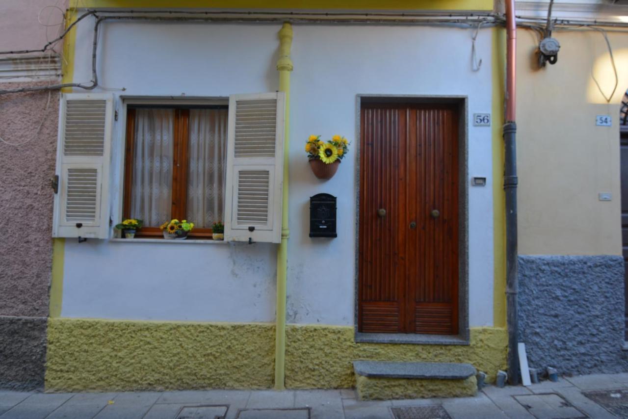 Casa Vacanze I Girasoli Iglesias Exterior photo